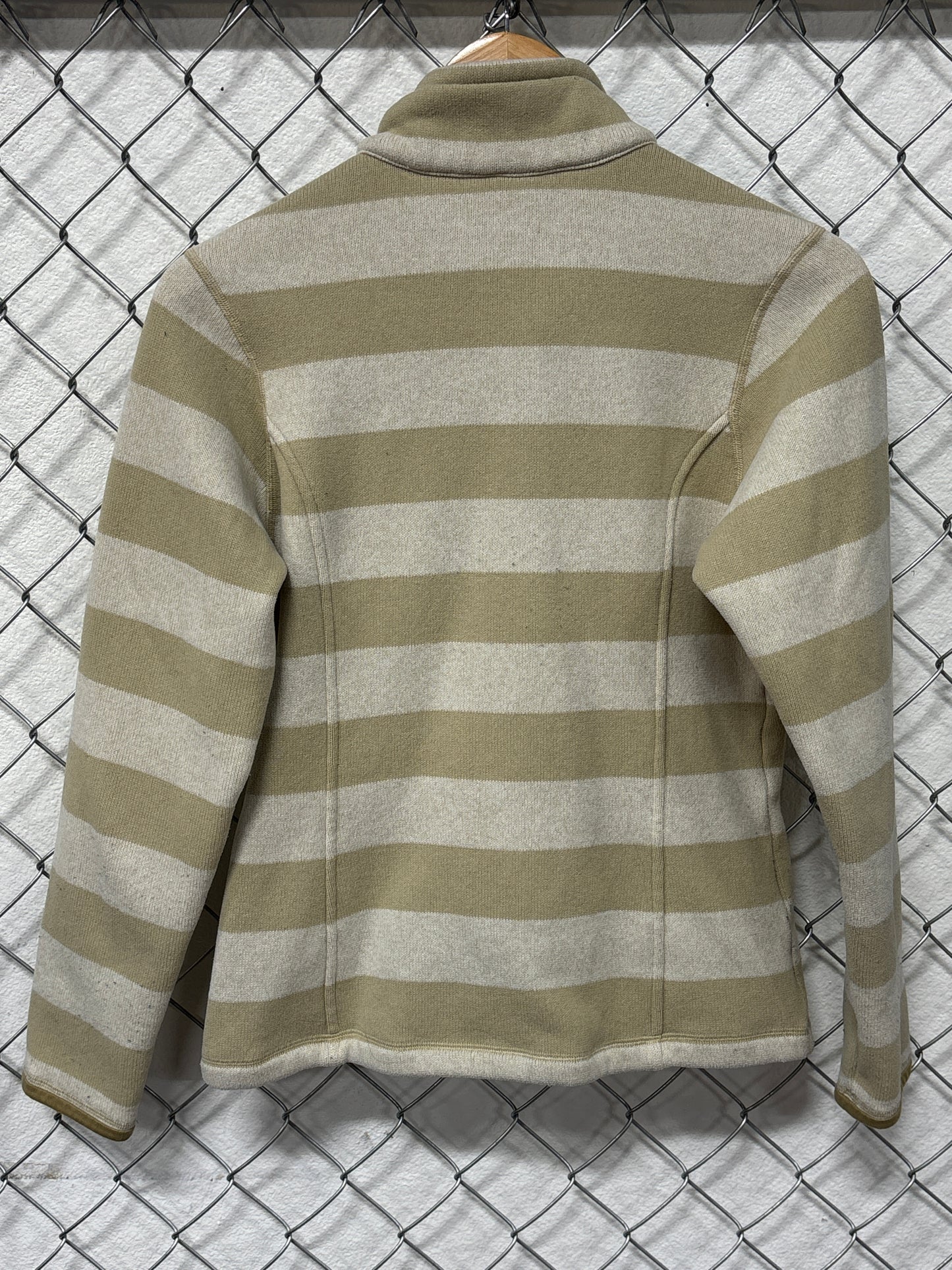 Patagonia Women's Striped Half Zip Sweater Size Small