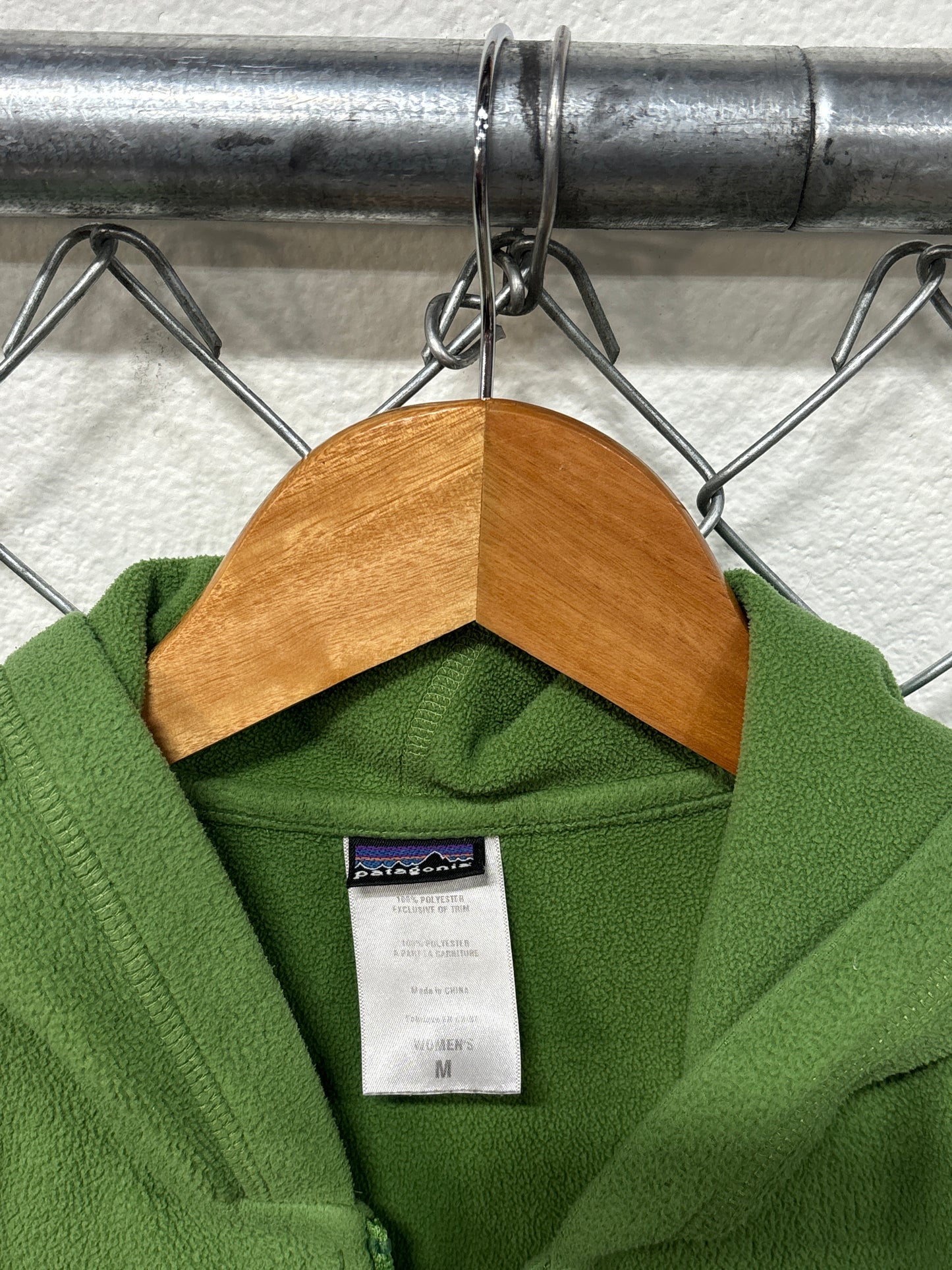 Patagonia Women's Green Full Zip Fleece Hoodie Size Medium