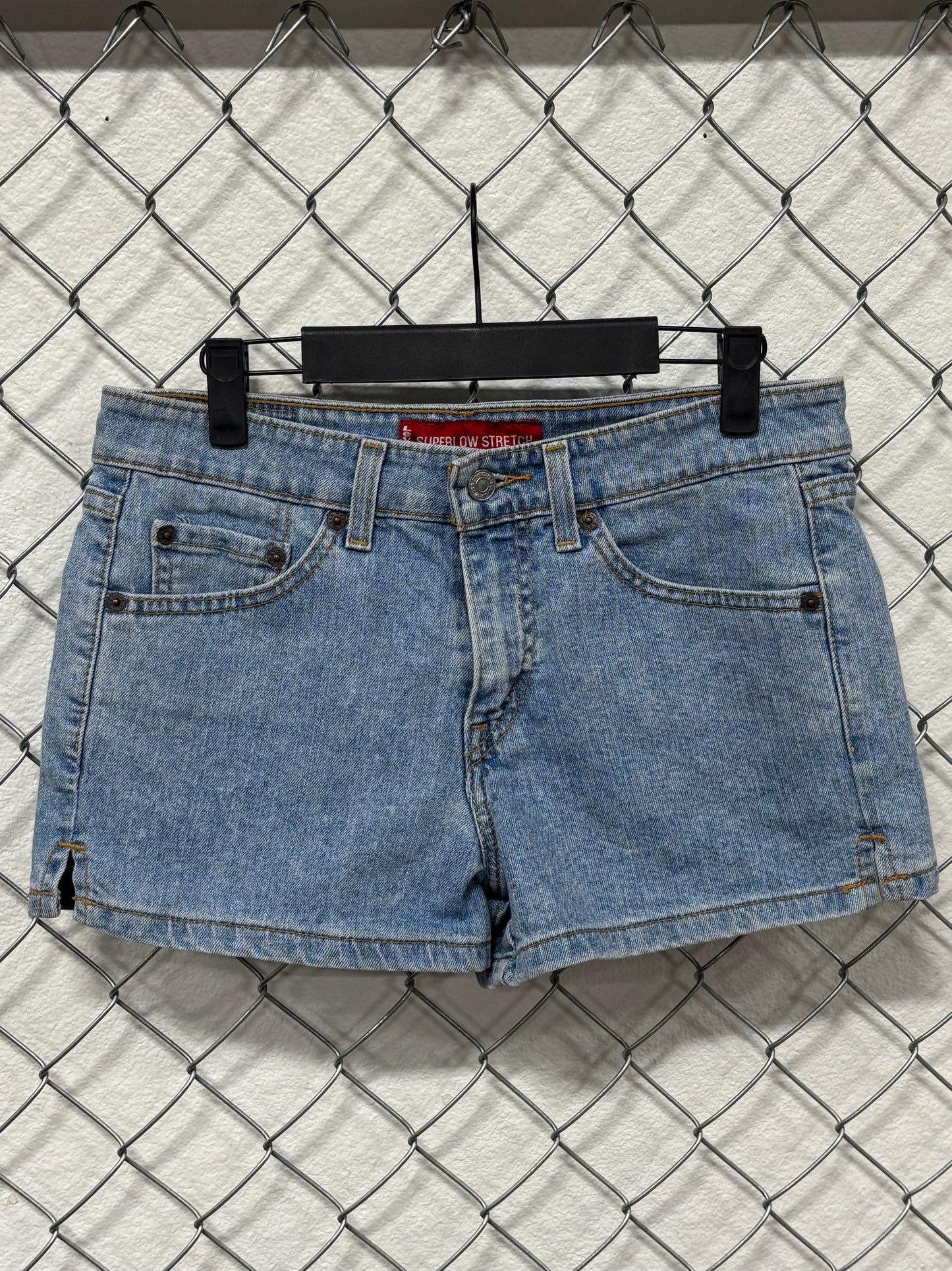 Levi's Women's Super Low Stretch Denim Shorts Size 7