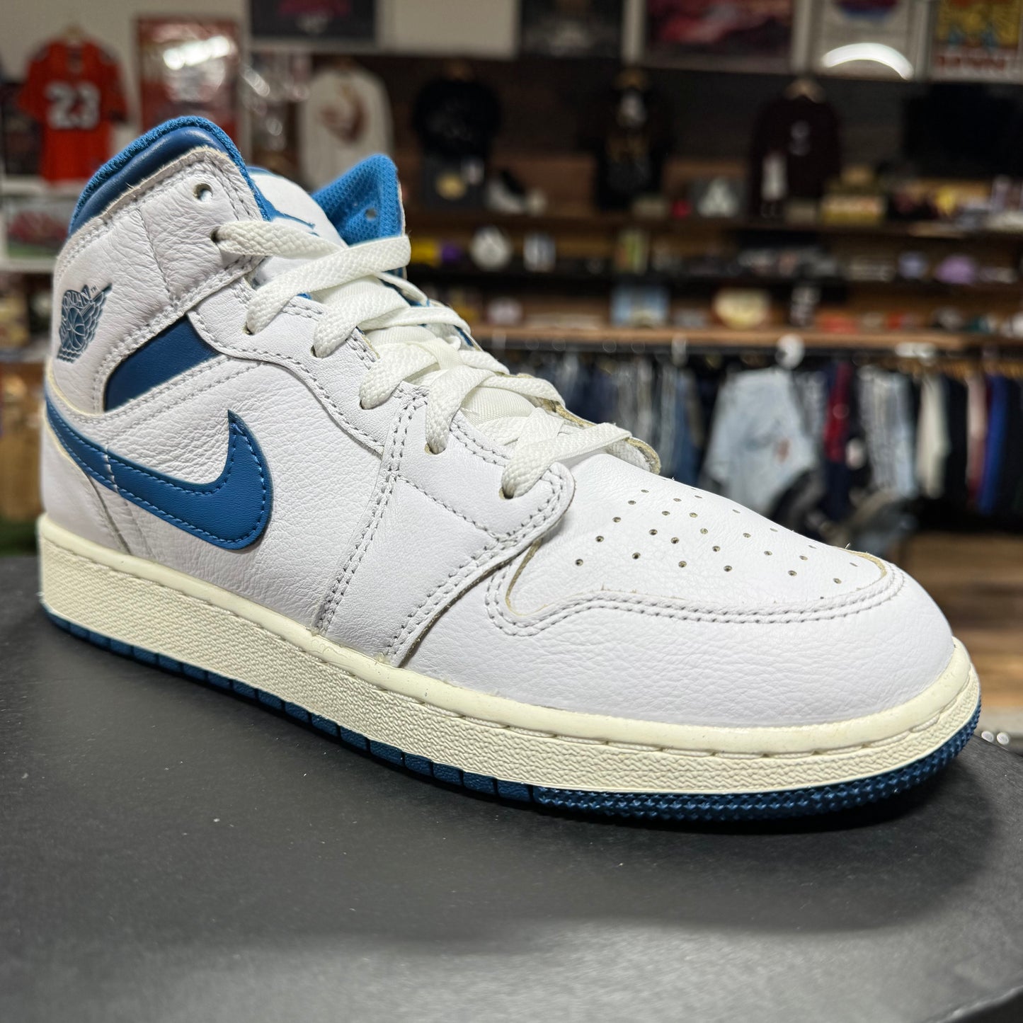 Jordan 1 Mid 'Industrial Blue' Size 6Y