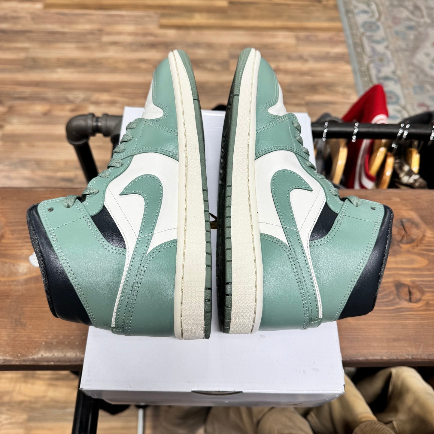 Jordan 1 Mid 'Jade Smoke' 7.5W/6Y