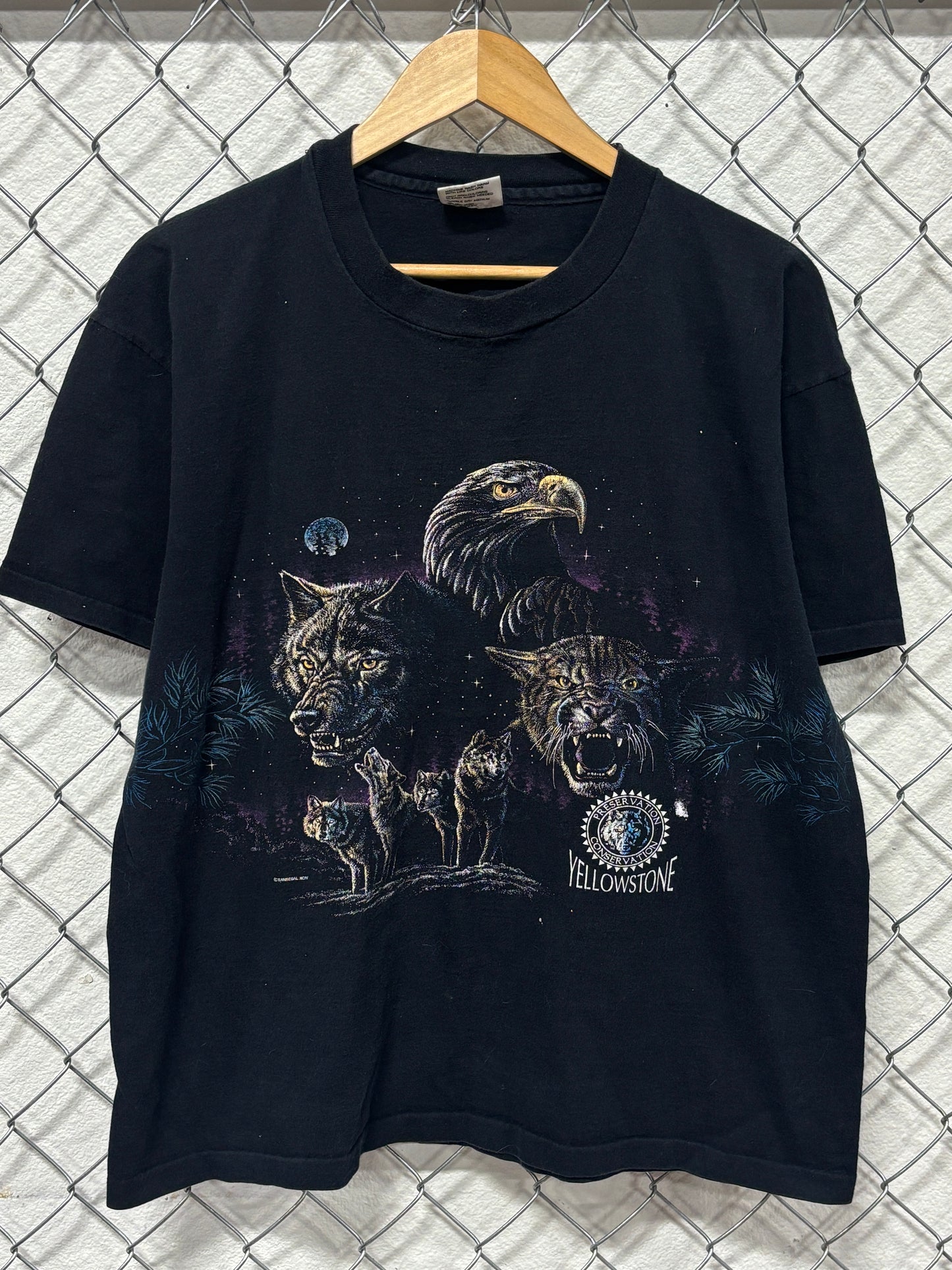 Vintage 90's Yellowstone National Park Nature Animals Tee Size XL