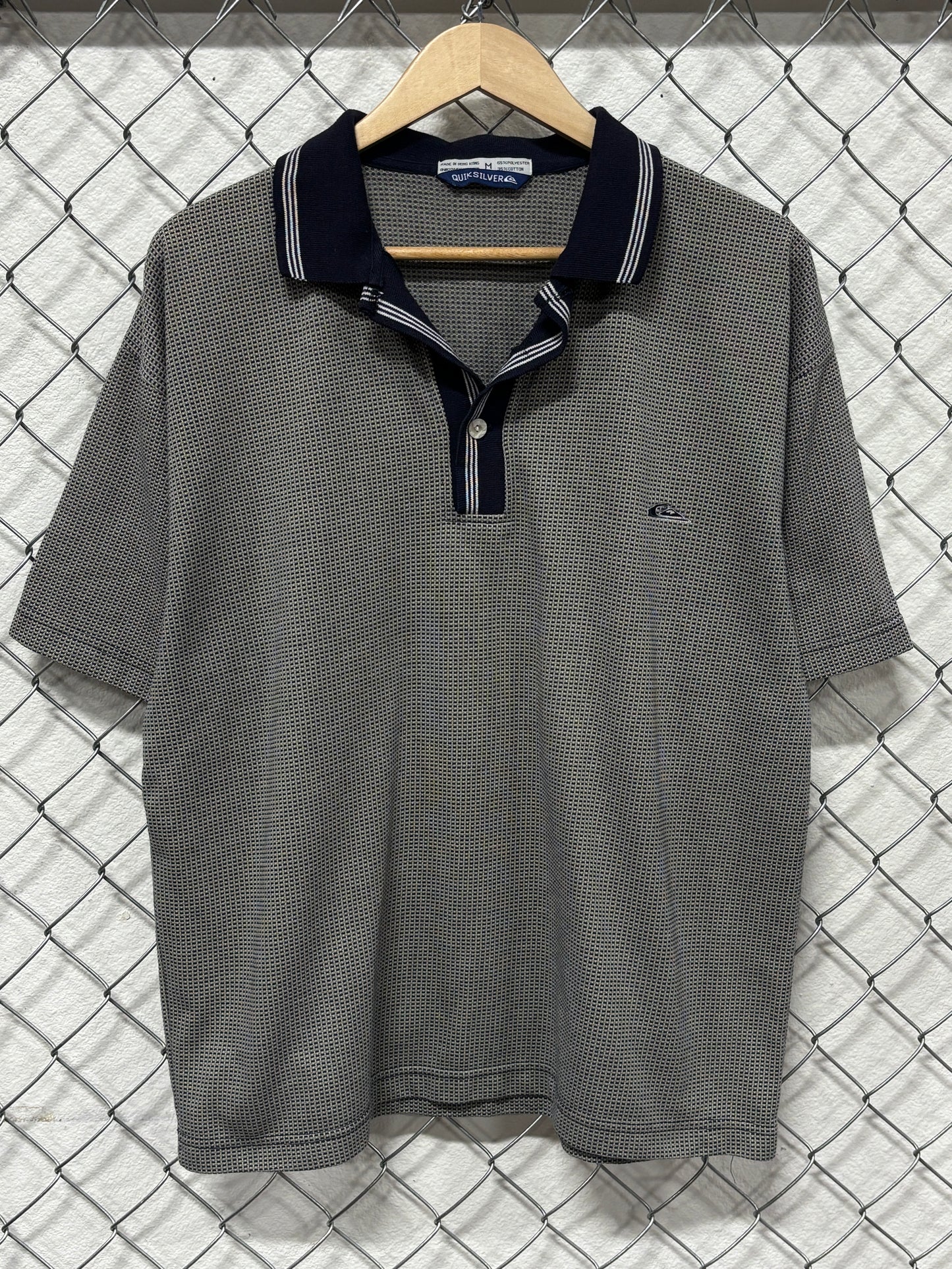 Vintage Y2K Quiksilver Classic Logo Grey Polo Shirt Size Medium