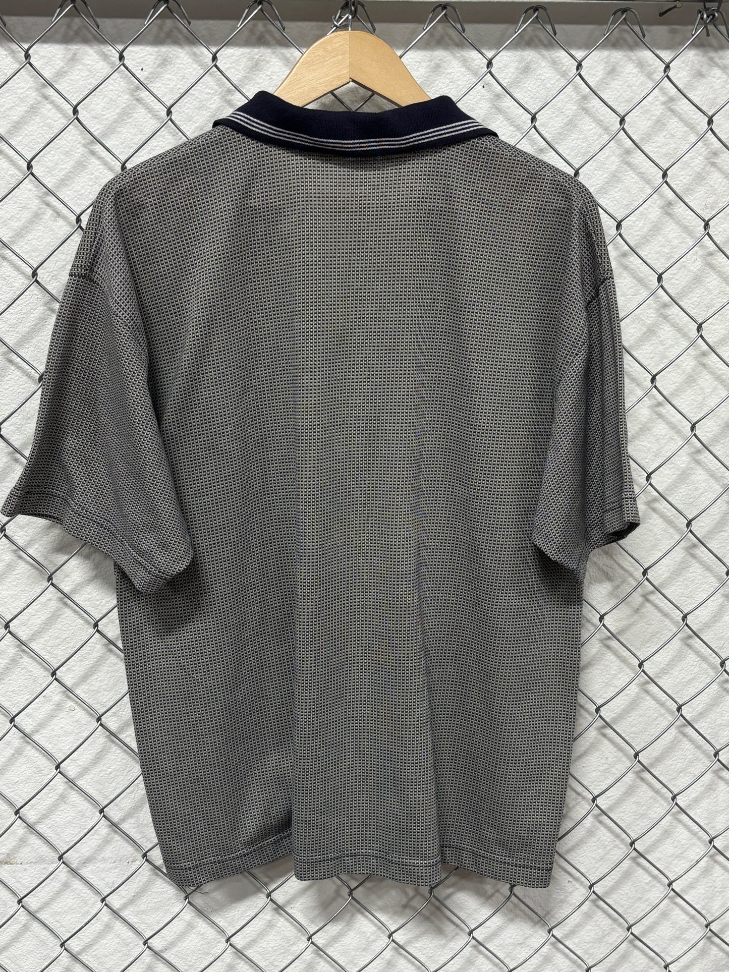 Vintage Y2K Quiksilver Classic Logo Grey Polo Shirt Size Medium