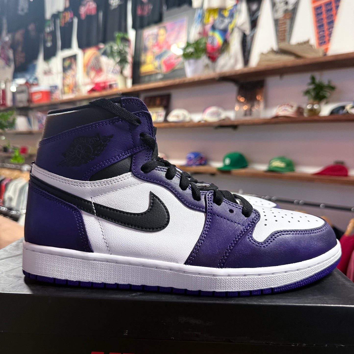 Jordan 1 'Court Purple 2.0' Size 10