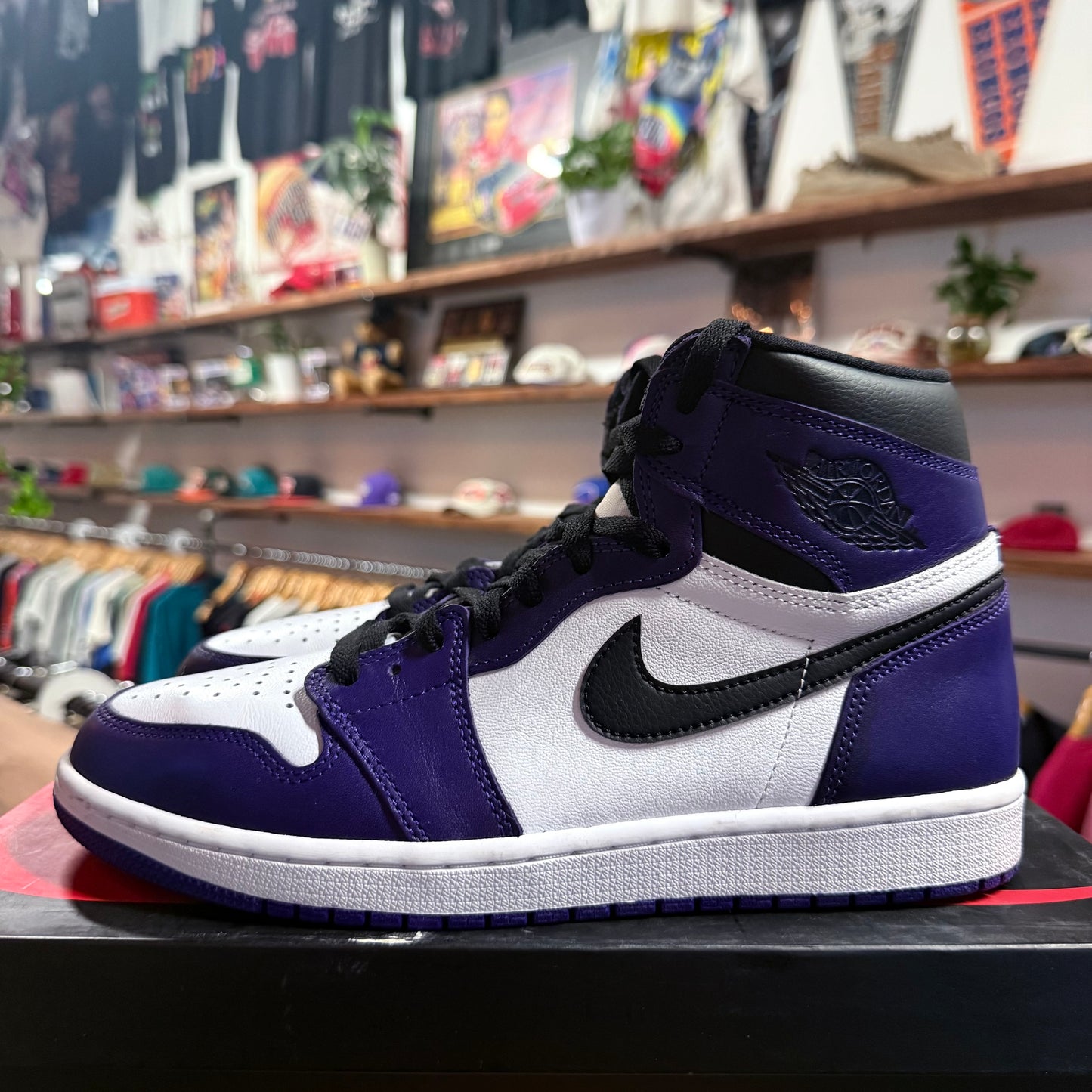 Jordan 1 'Court Purple 2.0' Size 10