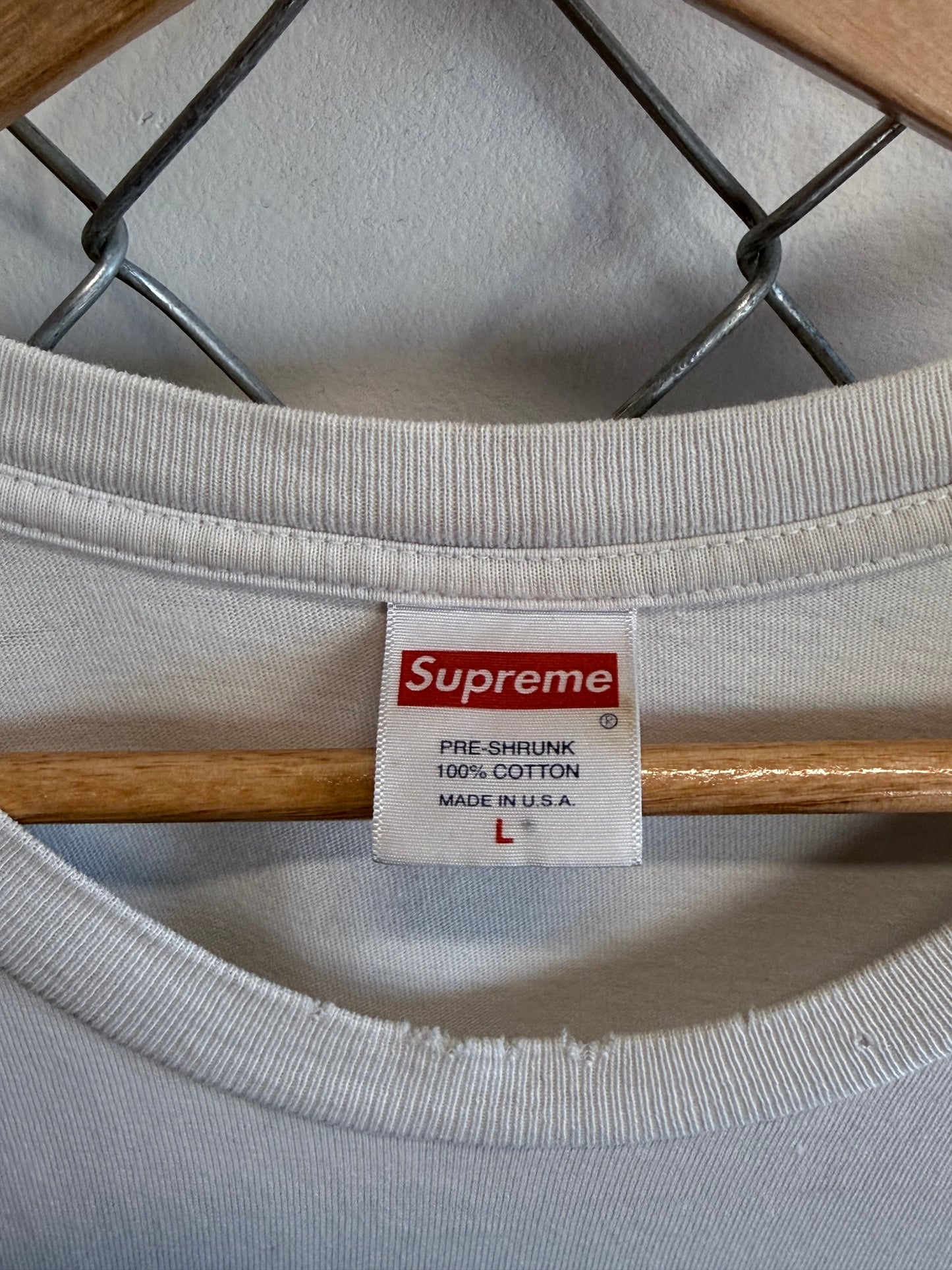 Supreme FW17 One Zillion Dollar White Graphic Tee Size Large