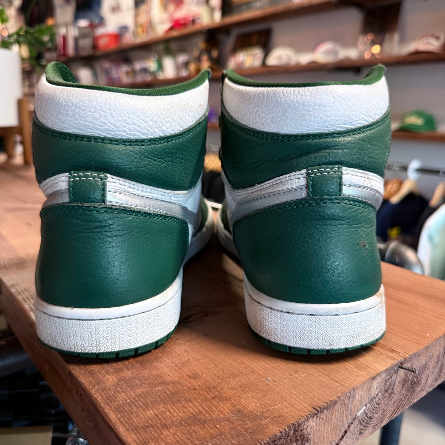 Jordan 1 'Gorge Green' Size 11