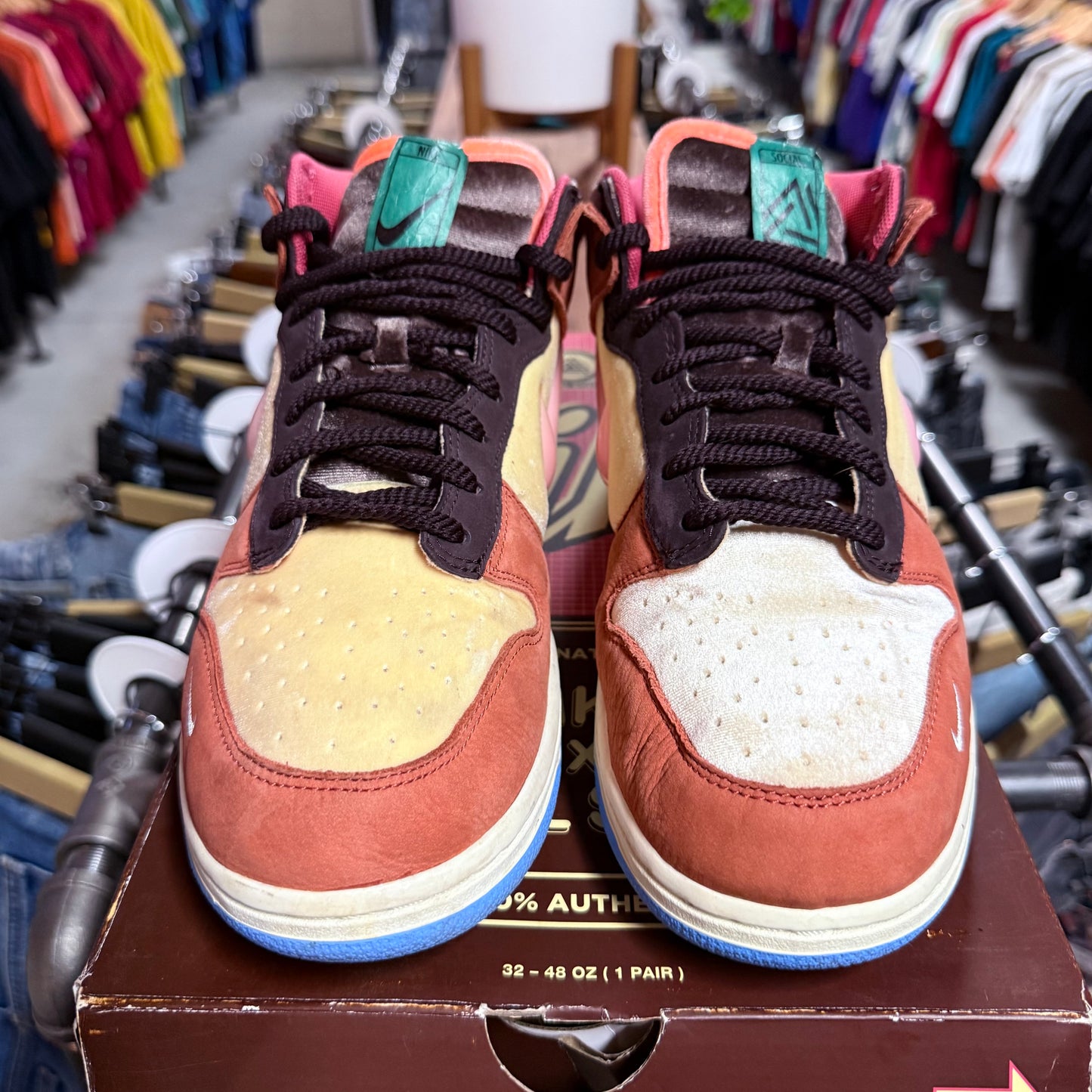 Nike SB Dunk Mid 'Chocolate Milk' Size 11