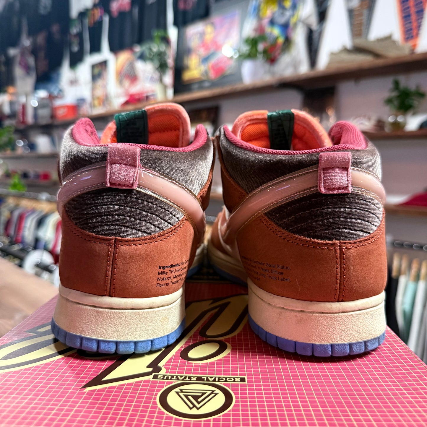 Nike SB Dunk Mid 'Chocolate Milk' Size 11