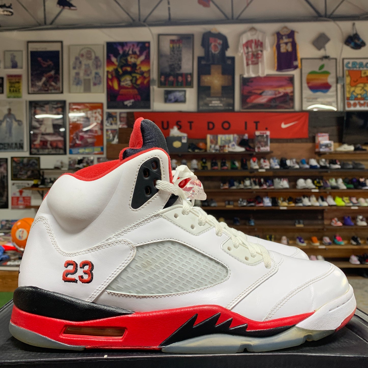 Jordan 5 'Fire Red Black Tongue' Size 13