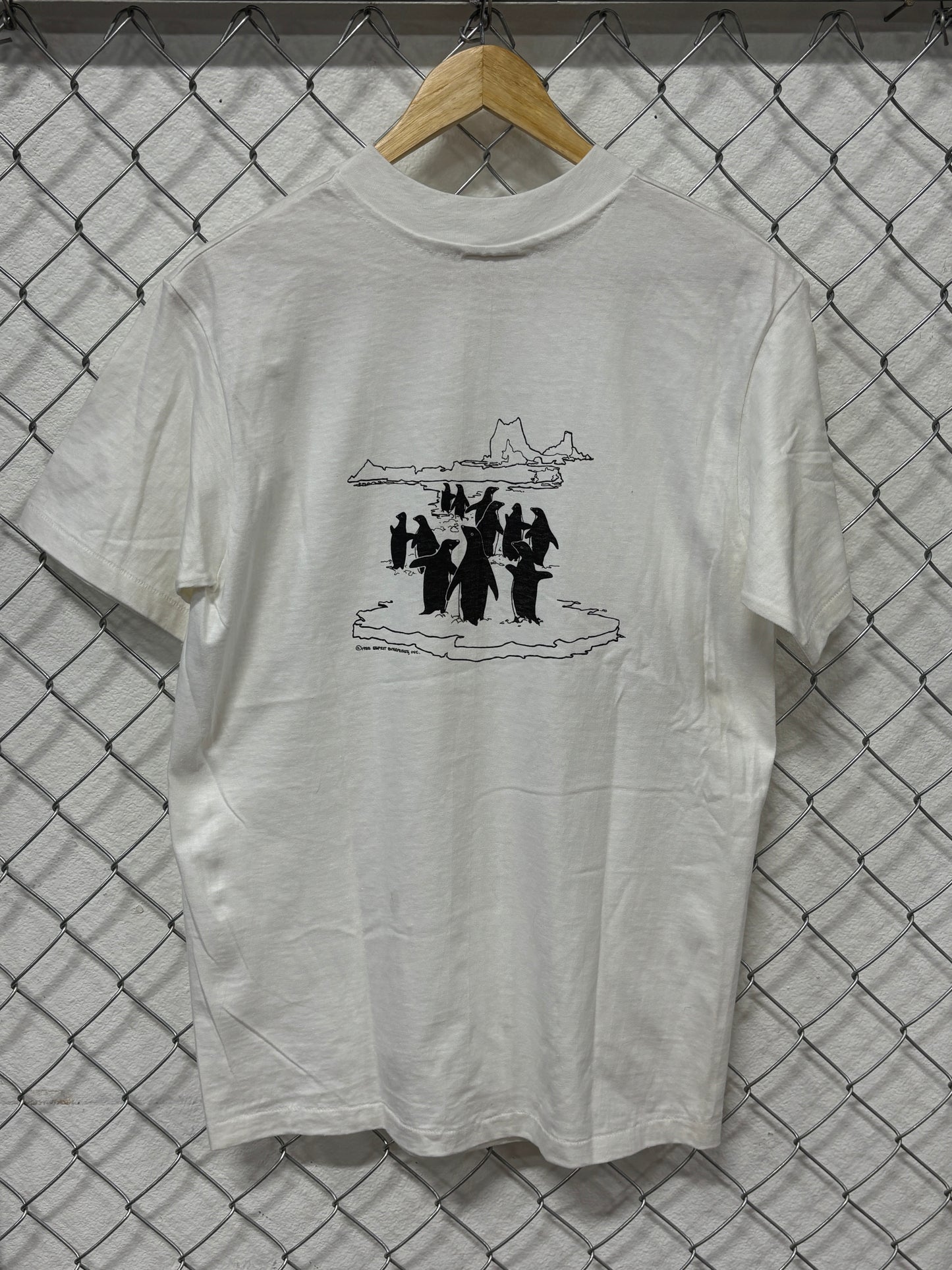 Vintage 1985 South Pole Antarctica Penguins Drawing Tee Size Medium