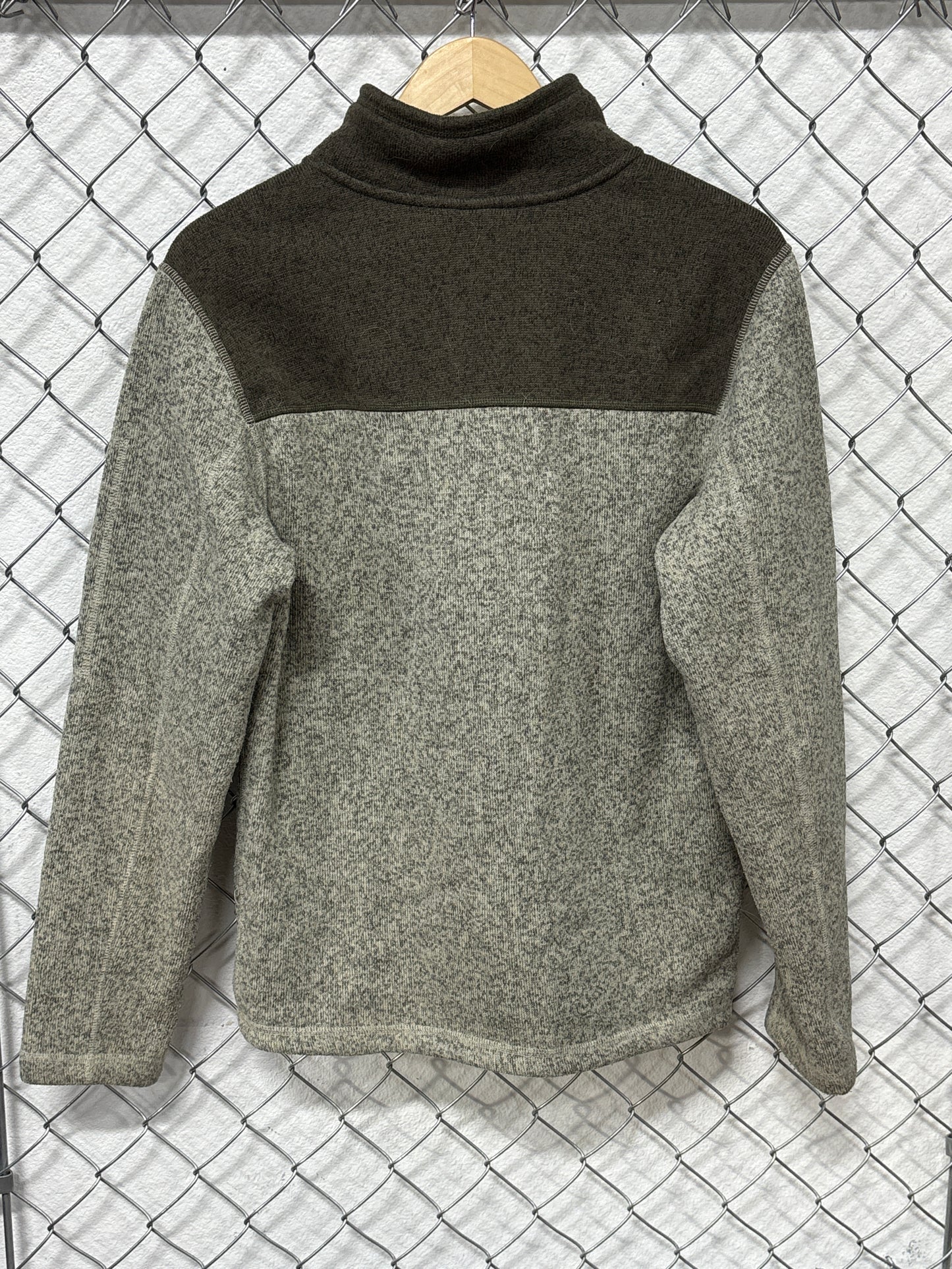 The North Face Two Toned Half Zip Fleece Sweater Size Small