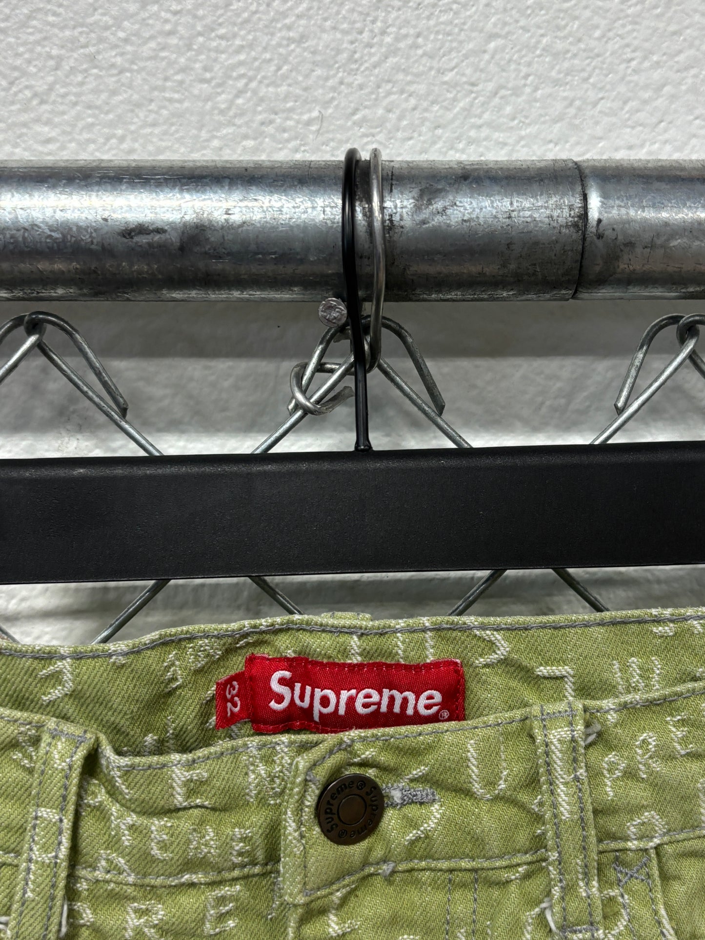Supreme SS21 Sage Green Jacquard Warp Painter Denim Shorts Size 32