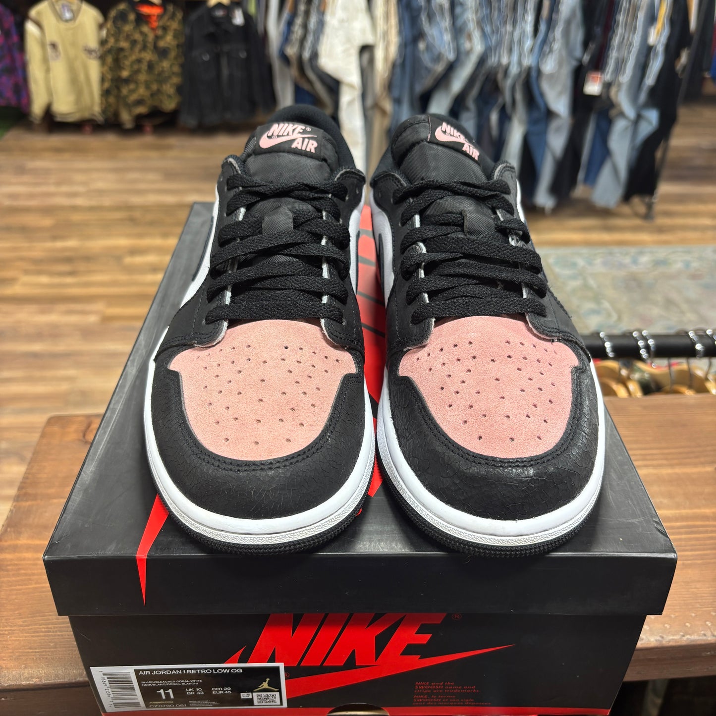 Jordan 1 Low 'Bleached Coral' Size 11