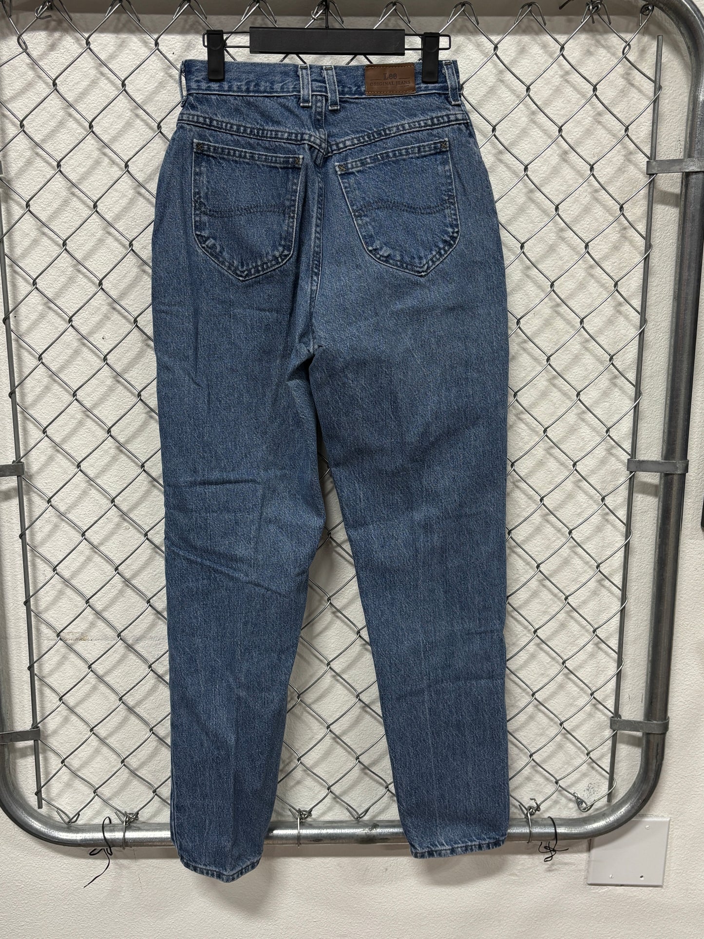 Vintage 90's Lee Women's Denim Jeans Size 26x30