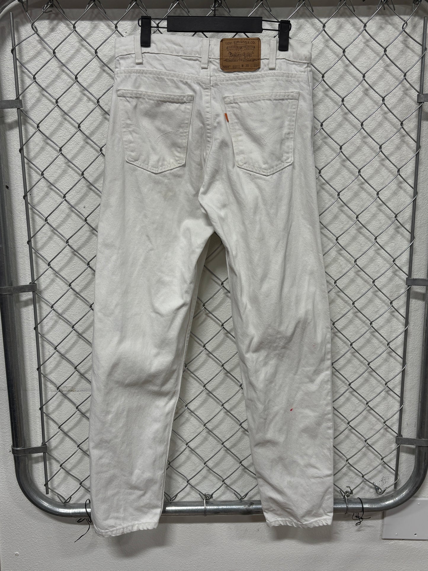 Vintage 90's Levi's 550 White Denim Relaxed Fit Tapered Leg Jeans Size 30x31