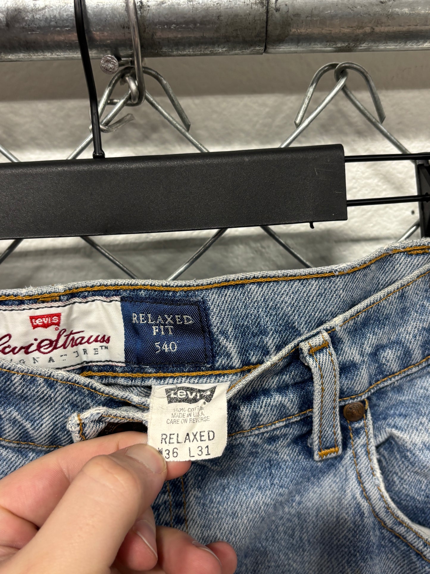 Vintage 90's Levi's Made in USA 540 Relaxed Fit Jeans Size 34x30
