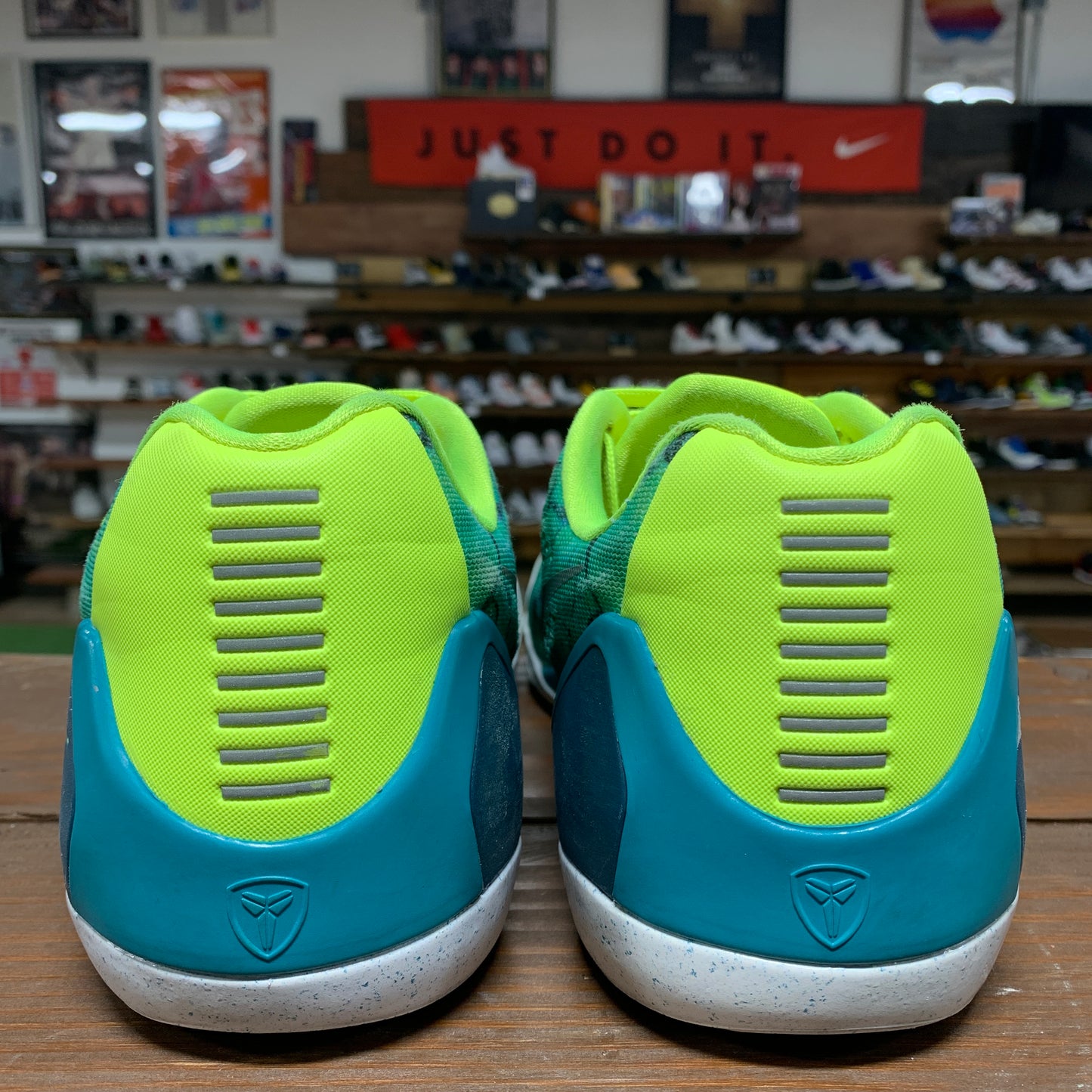 Nike Kobe 9 'Easter' Size 11.5