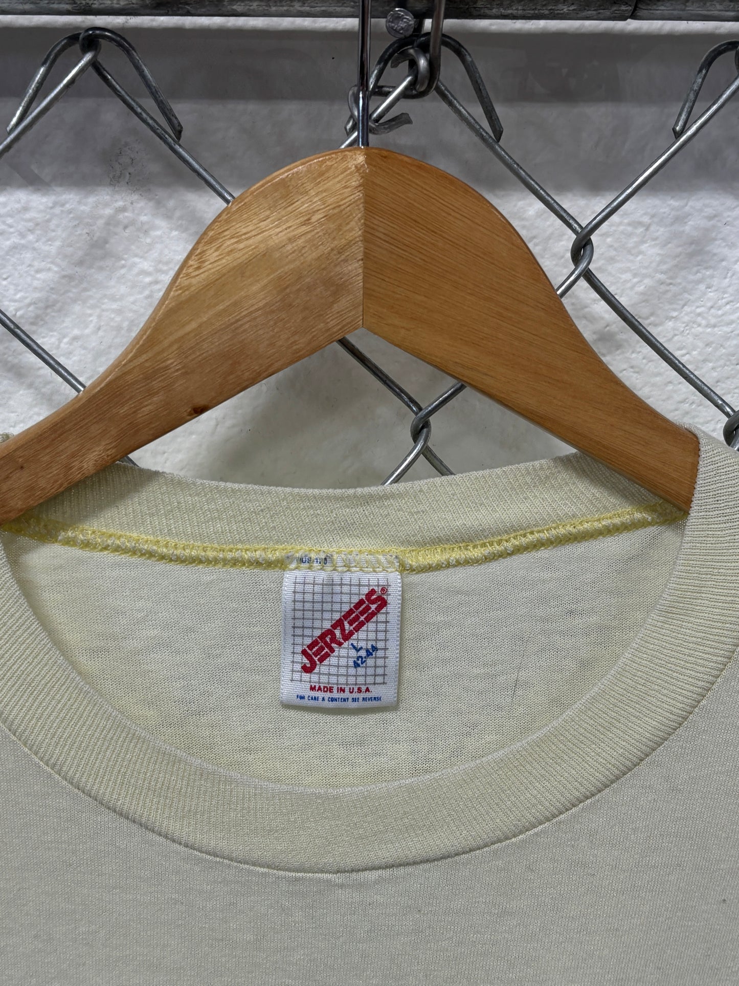 Vintage 90's DARE Keep Kids Off Drugs Graphic Tee Size Large