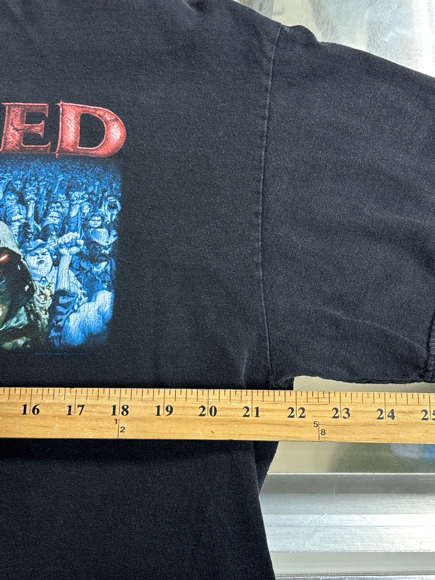 Vintage Y2K Disturbed Giant Tag Ten Thousand Fists Band Tee Size Large