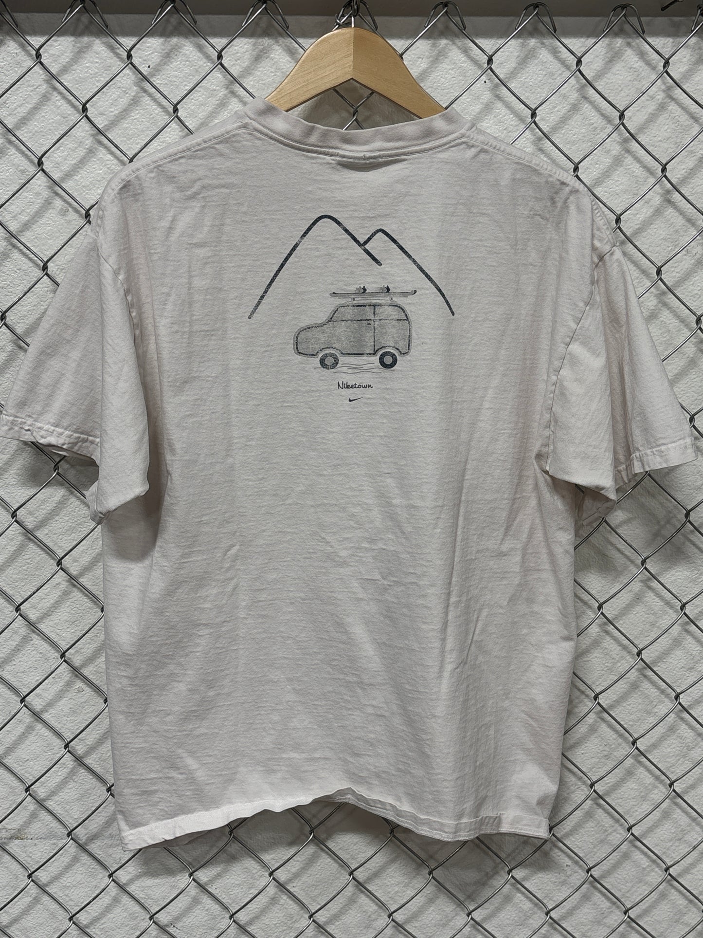 Vintage Nike Hit the Road Niketown Graphic Tee Size Large
