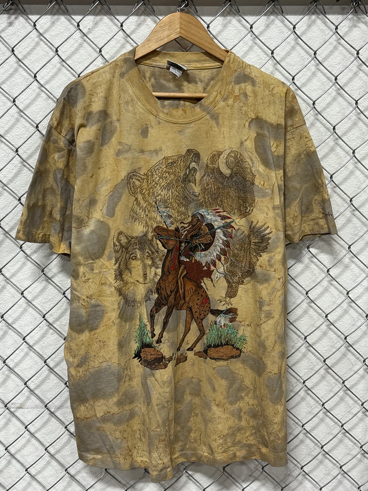 Vintage 90's Native American Nature Graphic Tee Size Large
