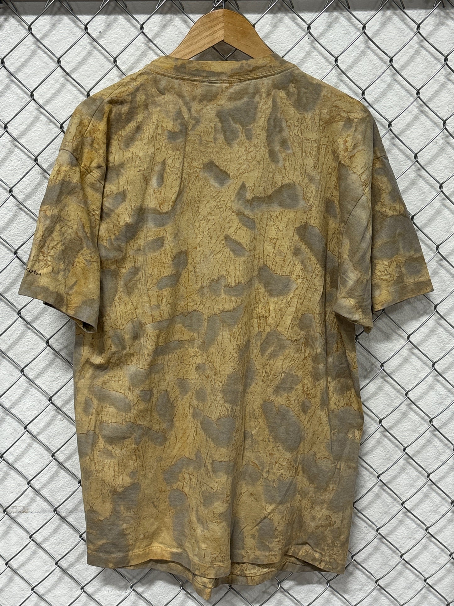 Vintage 90's Native American Nature Graphic Tee Size Large