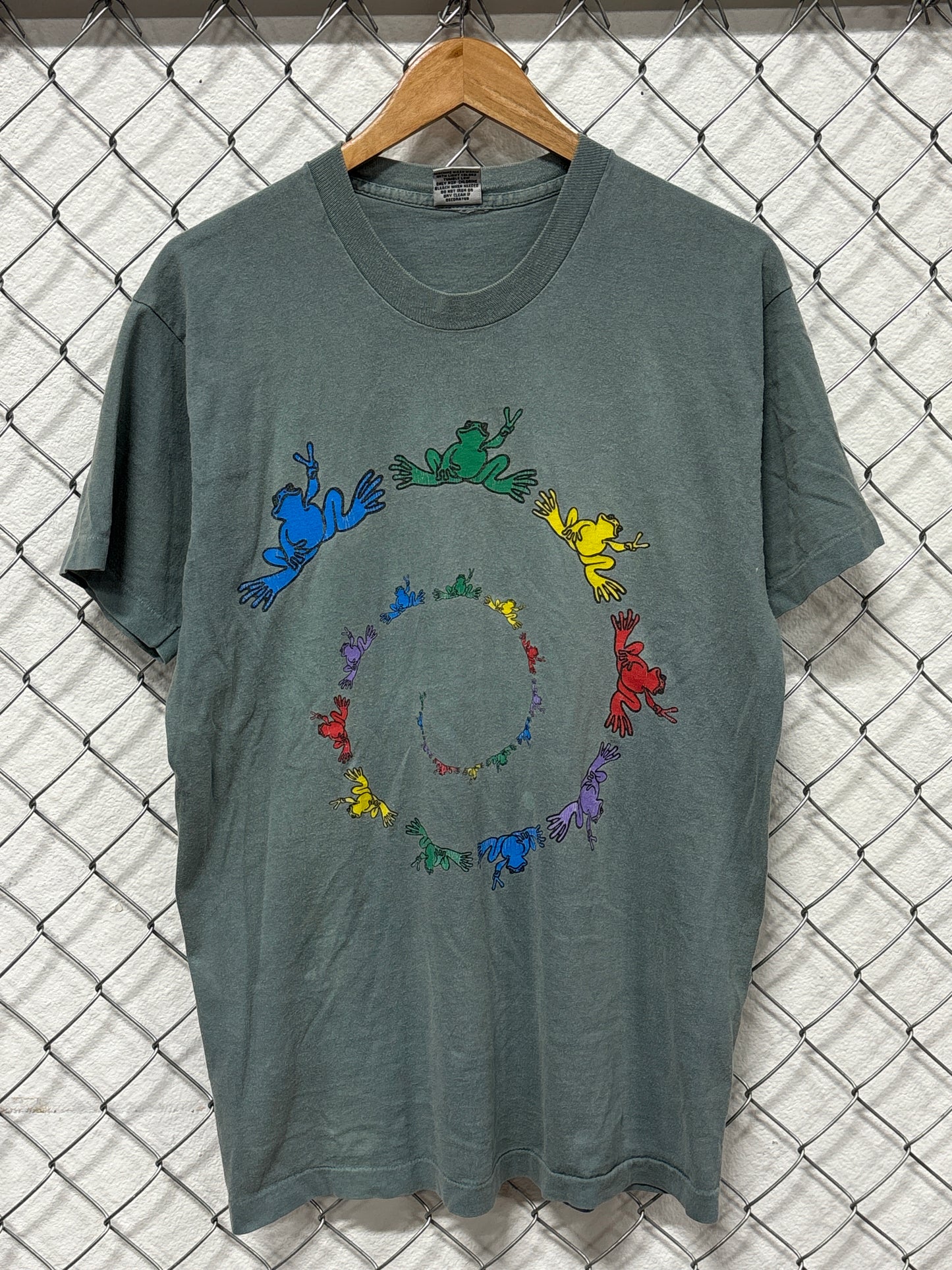 Vintage 90's Peace Frogs Spiral Grateful Dead Graphic Tee Size Large