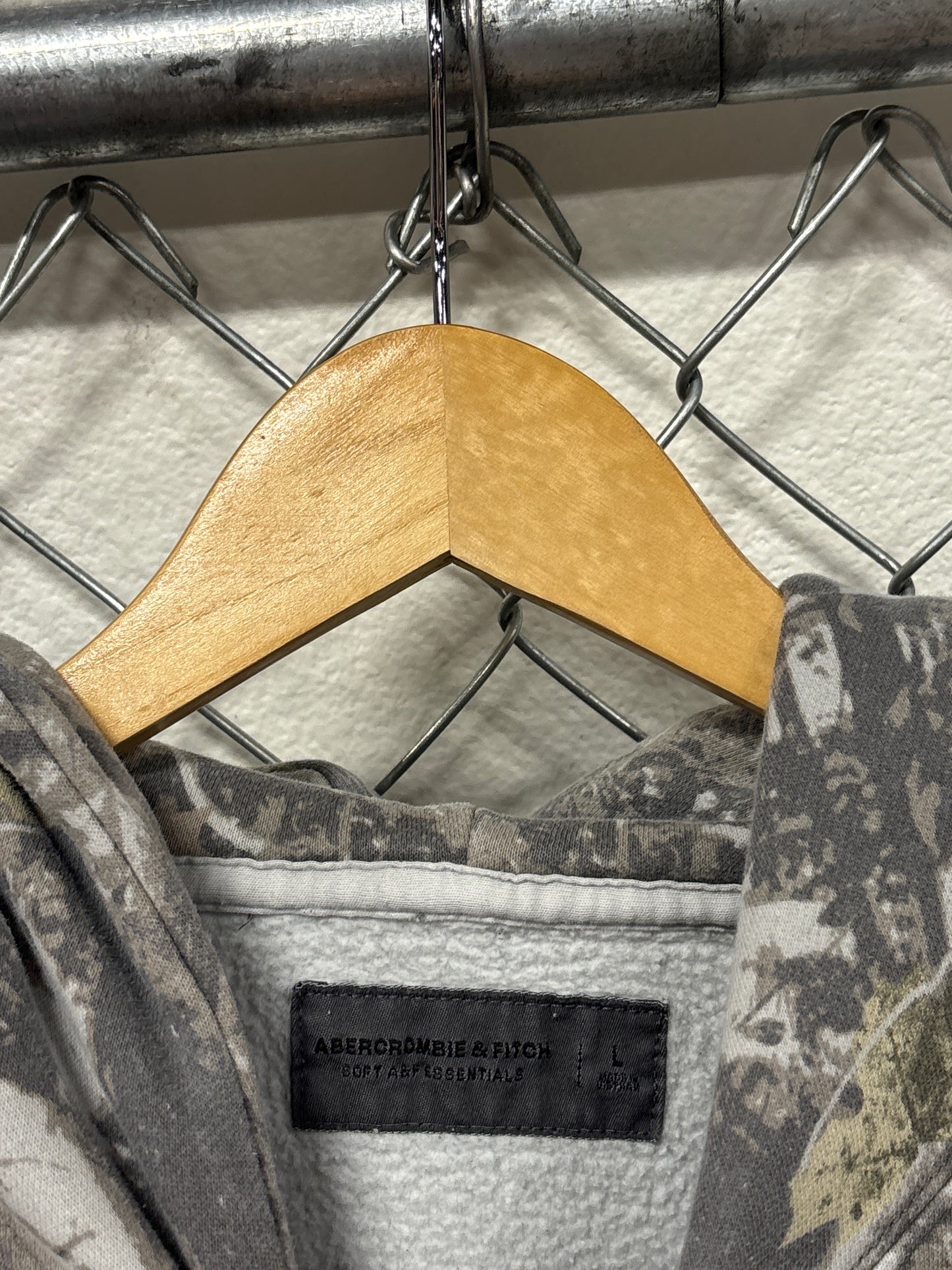 Abercrombie and Fitch Woodland Camo Hoodie Size Large
