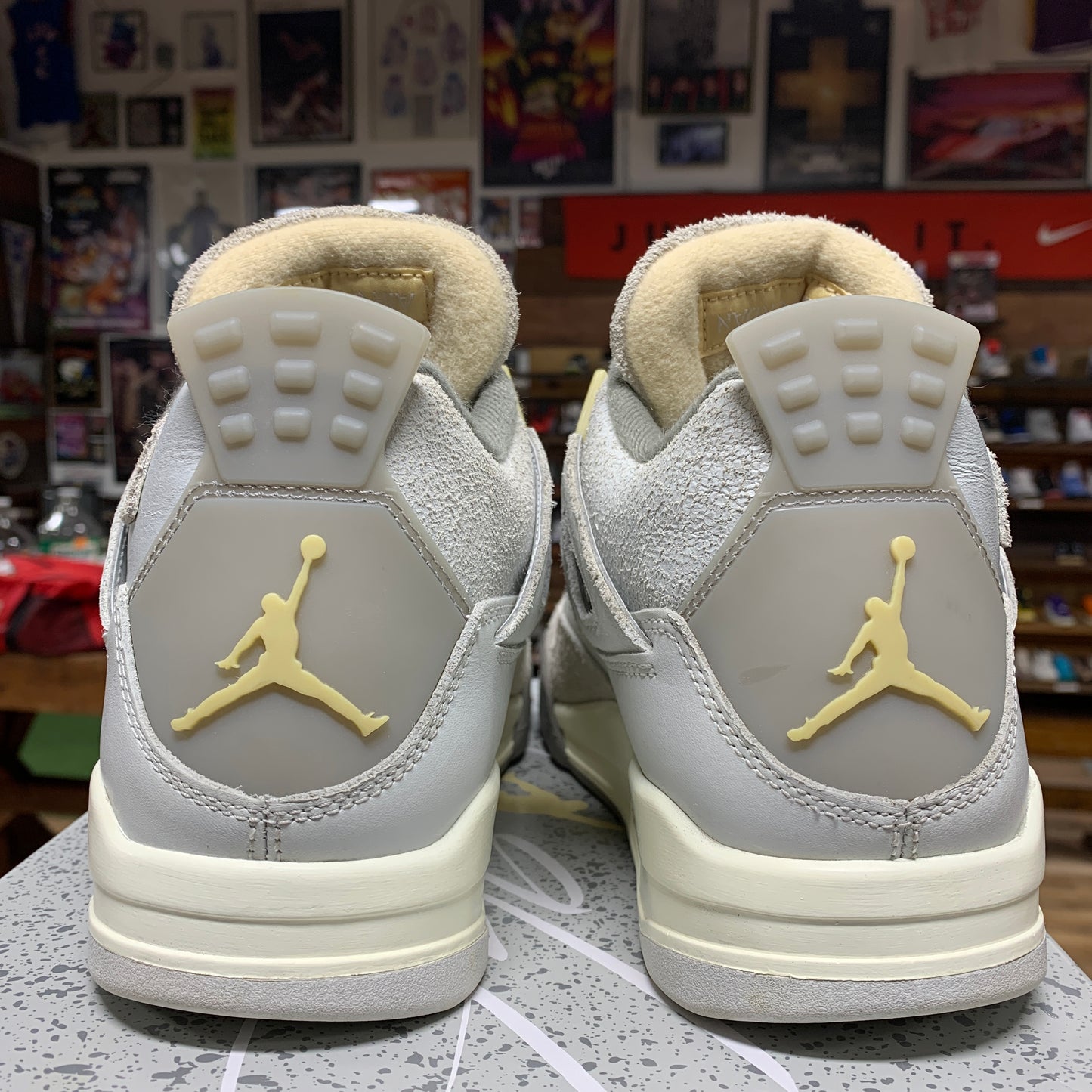 Jordan 4 'Craft' Size 10