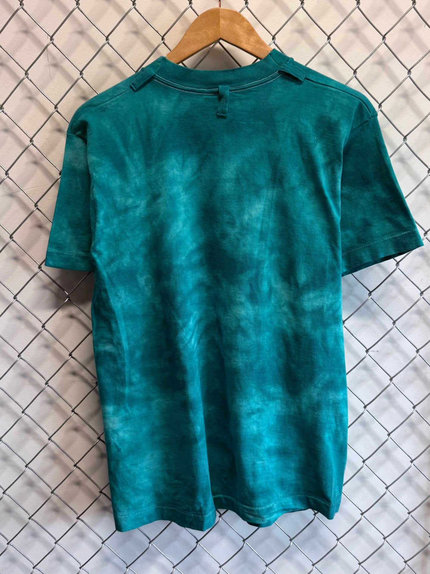 Vintage 90's Native American Moccasin Art Graphic Tee Size Medium