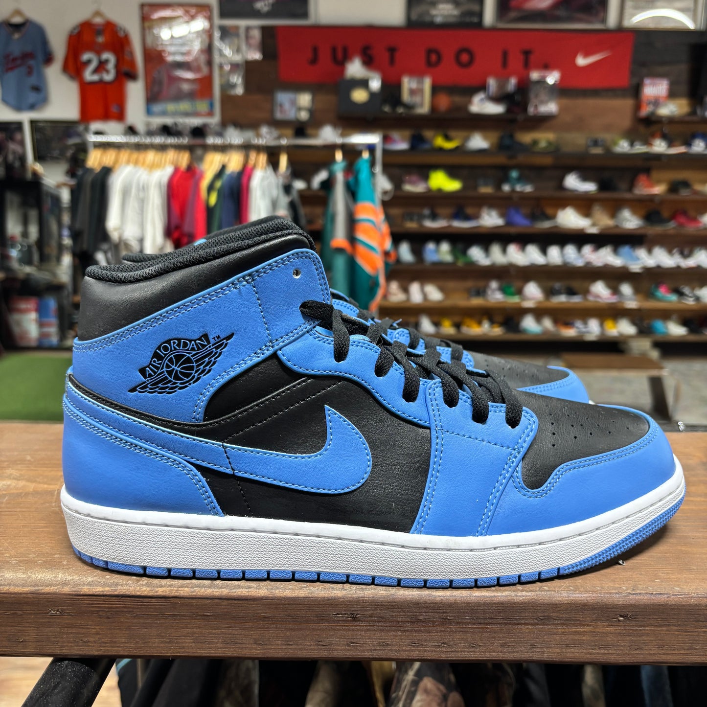 Jordan 1 Mid 'University Blue Black' Size 13