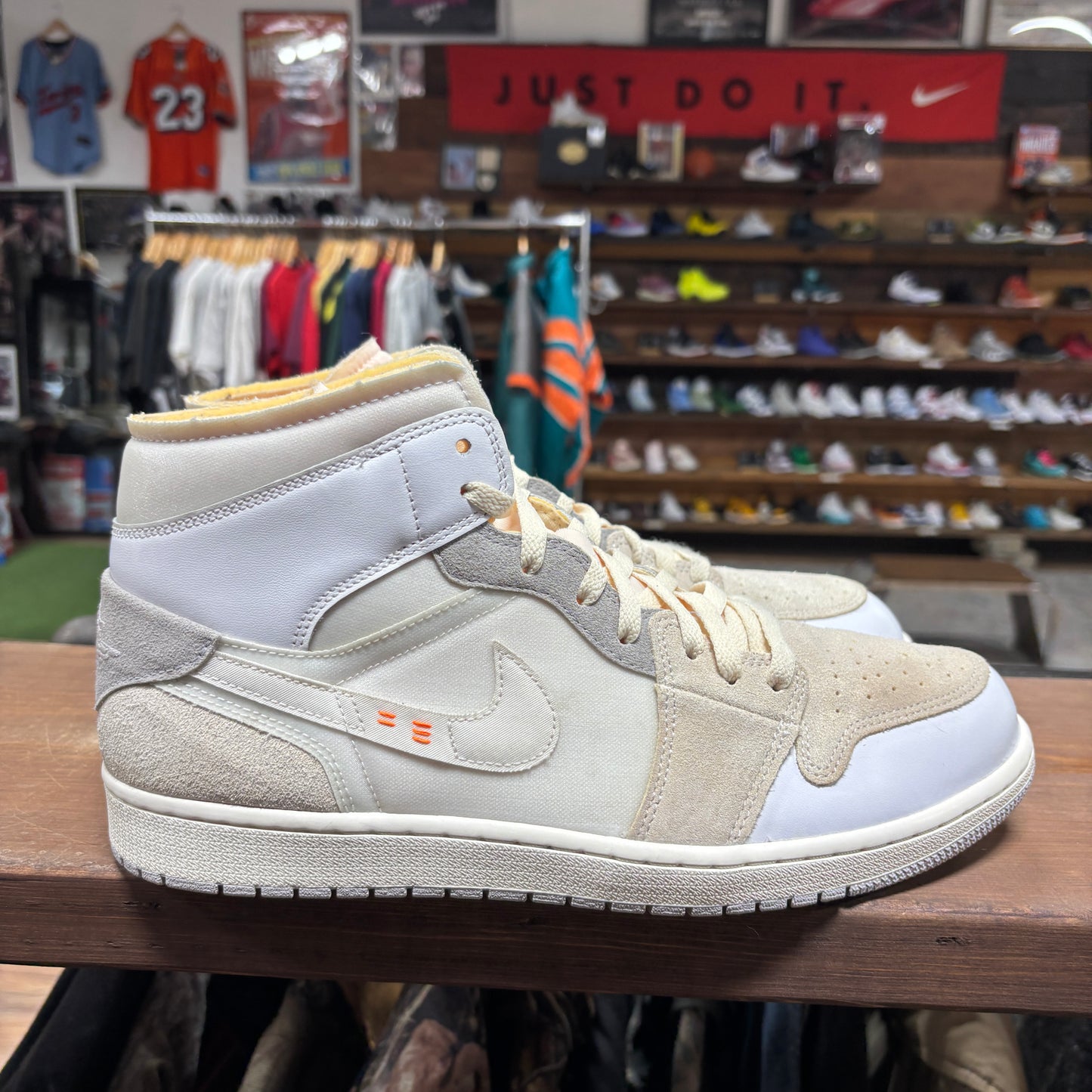Jordan 1 Mid 'Craft Inside Out' Size 13