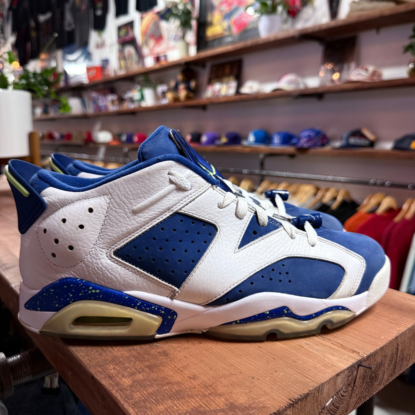 Jordan 6 Low 'Ghost Green' Size 11.5