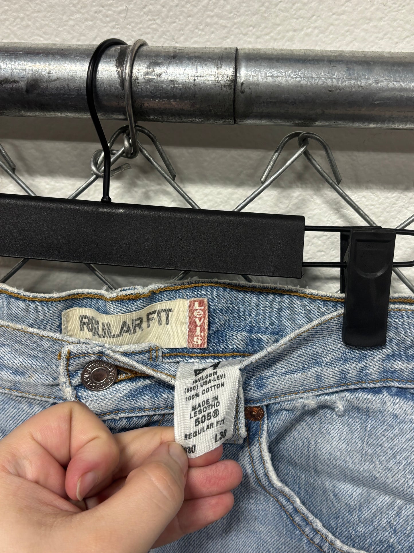 Vintage Y2K Levi's 505 Light Wash Denim Jeans Size 30x30