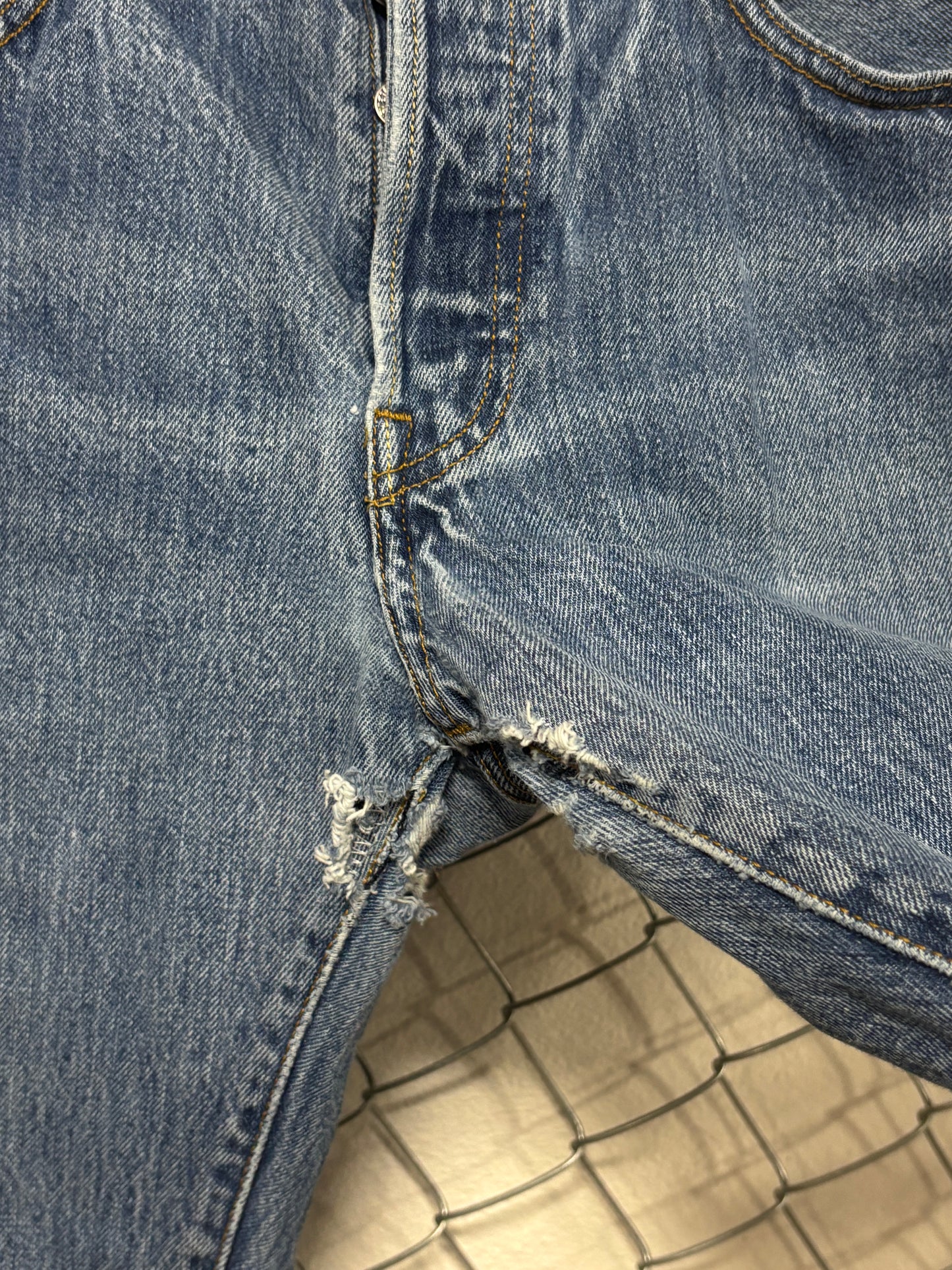 Vintage Y2K Levi's 501 Denim Jeans Size 32x32