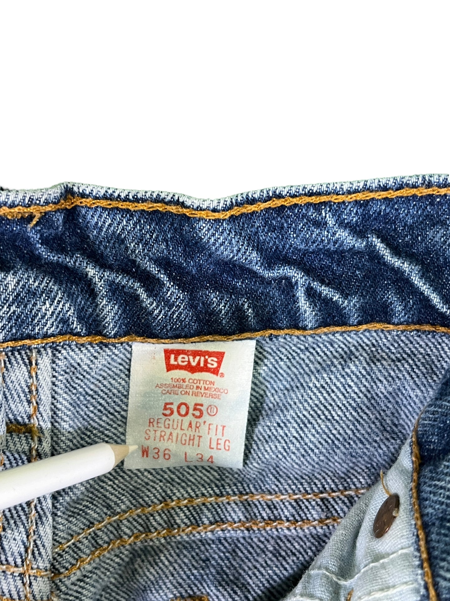 Vintage Levi's 505 Straight Leg Medium Wash Denim Jeans Size 34x33