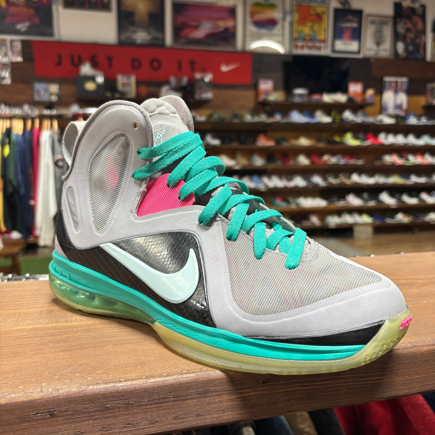 Nike Lebron 9 'South Beach' Size 9