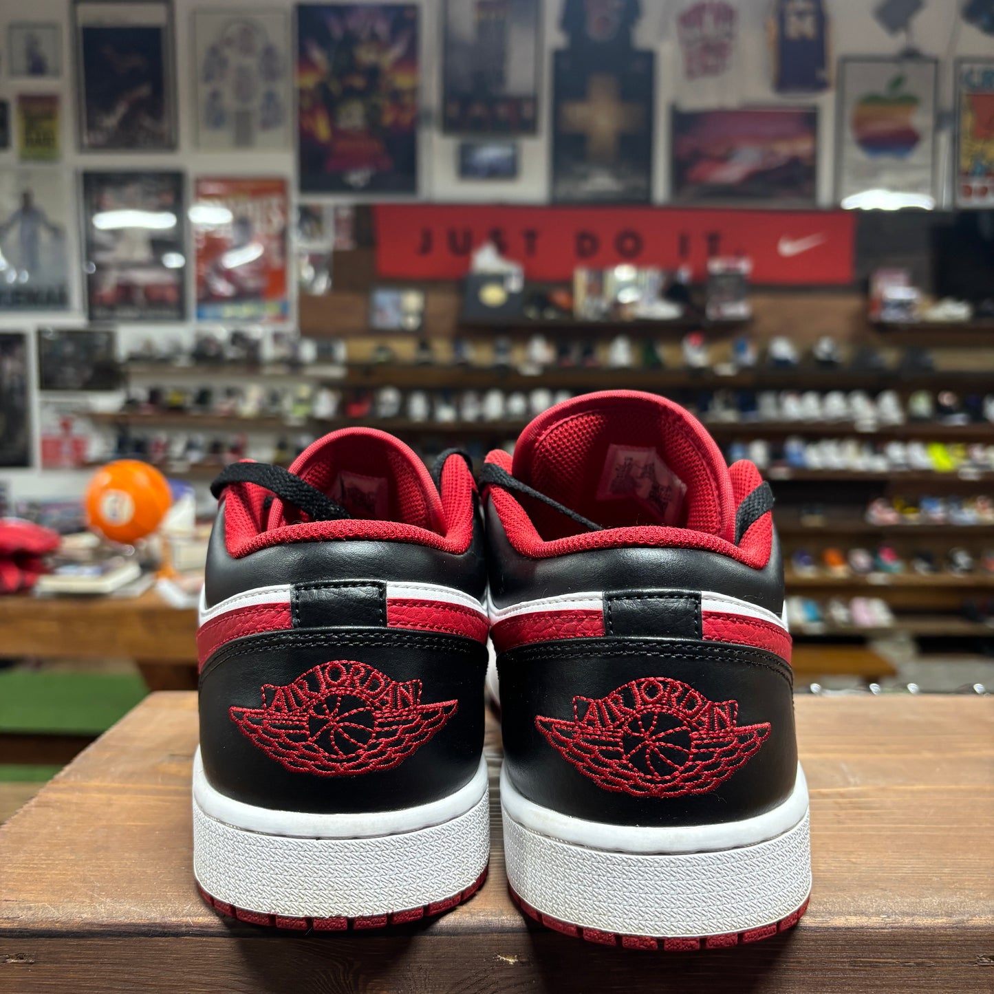 Jordan 1 Low 'Bulls' Size 12