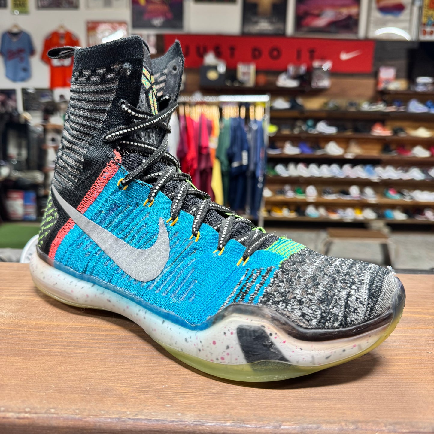 Nike Kobe 10 High 'What The' Size 8.5