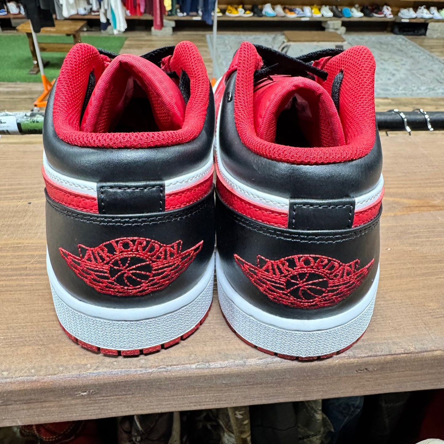 Jordan 1 Low 'Bulls' Size 11