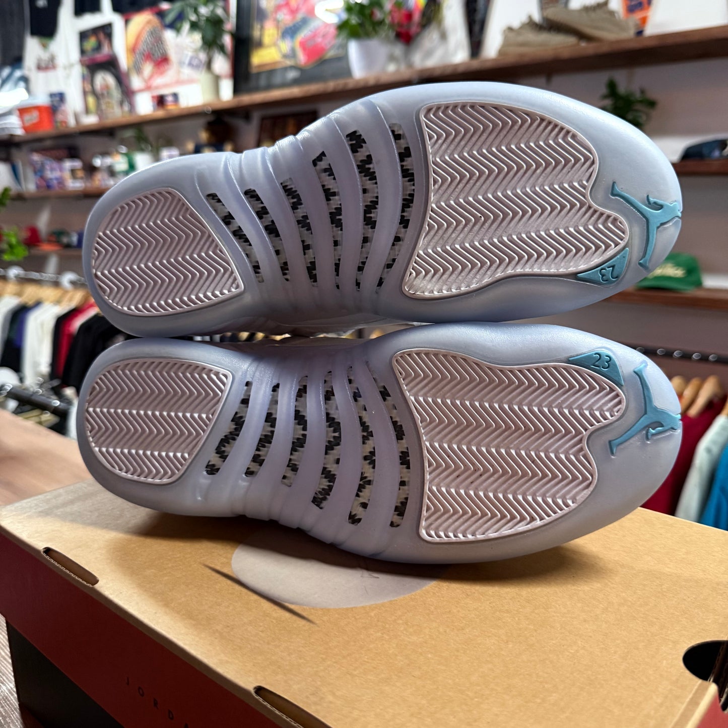 Jordan 12 Low 'Easter' Size 9.5