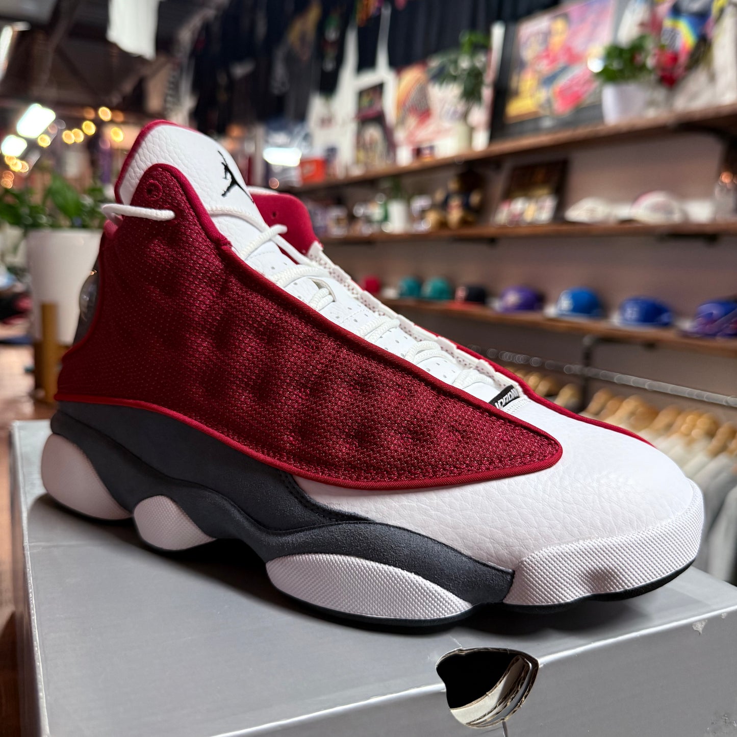 Jordan 13 'Red Flint' Size 9