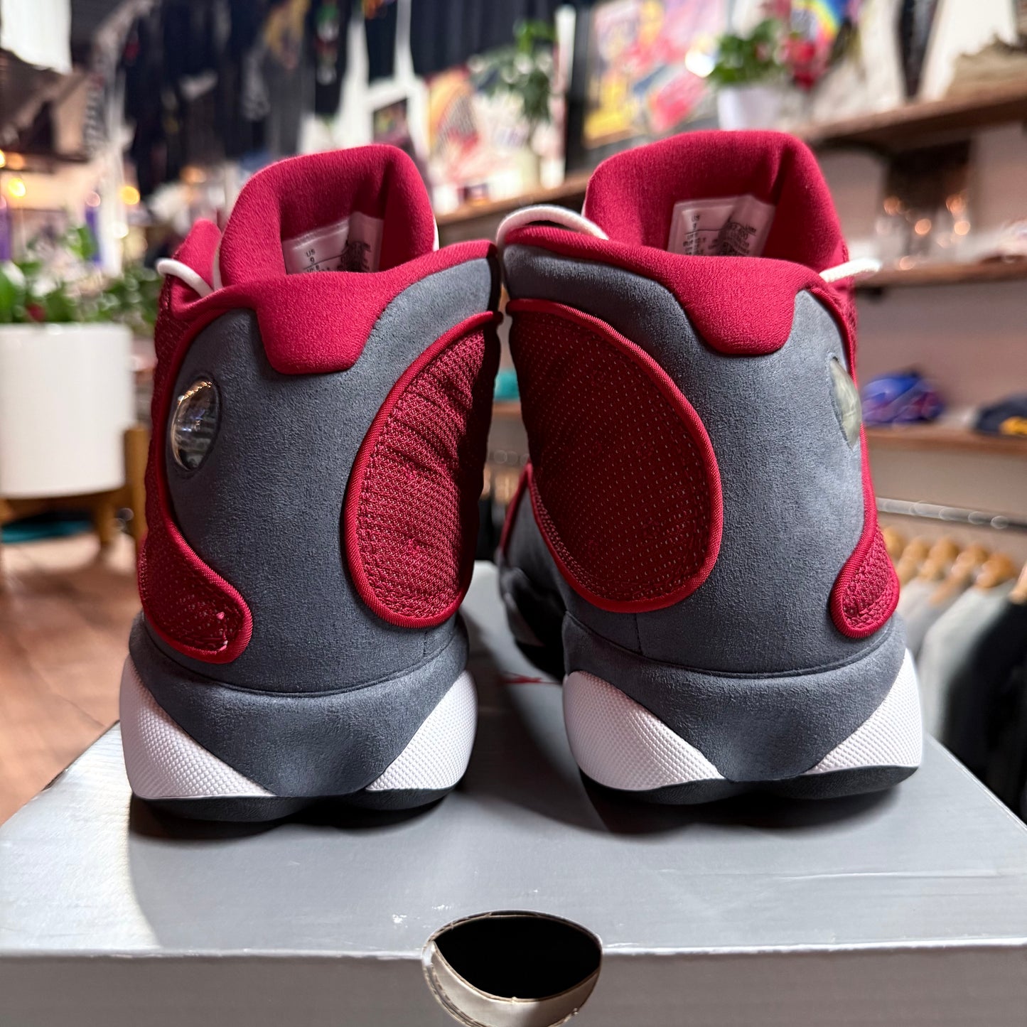 Jordan 13 'Red Flint' Size 9