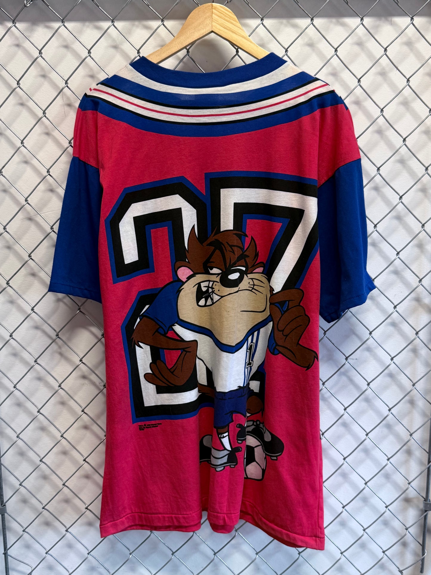 Vintage 90's Looney Tunes Taz Soccer Jersey Style Cartoon Tee Size Large