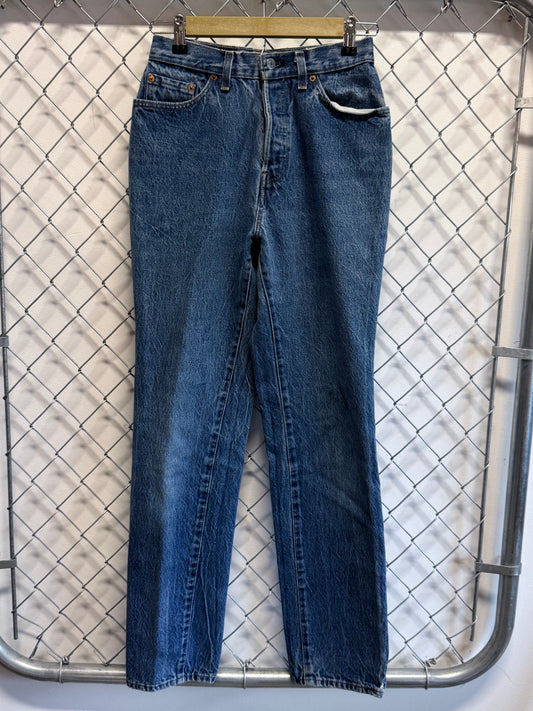 Vintage 90's Levi's Women's Made in USA Denim Jeans Size 25x31