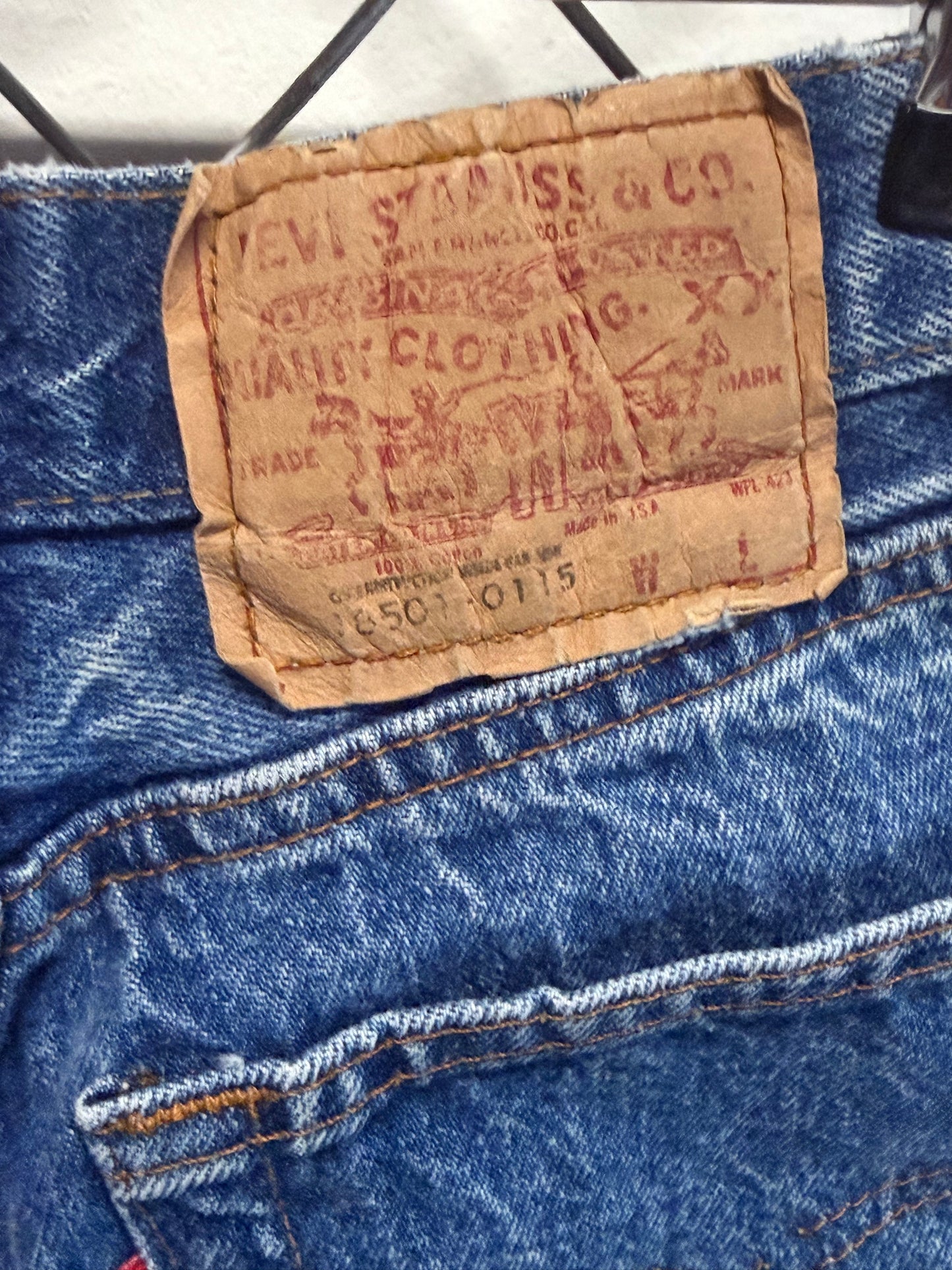 Vintage 90's Levi's Women's Made in USA Denim Jeans Size 25x31