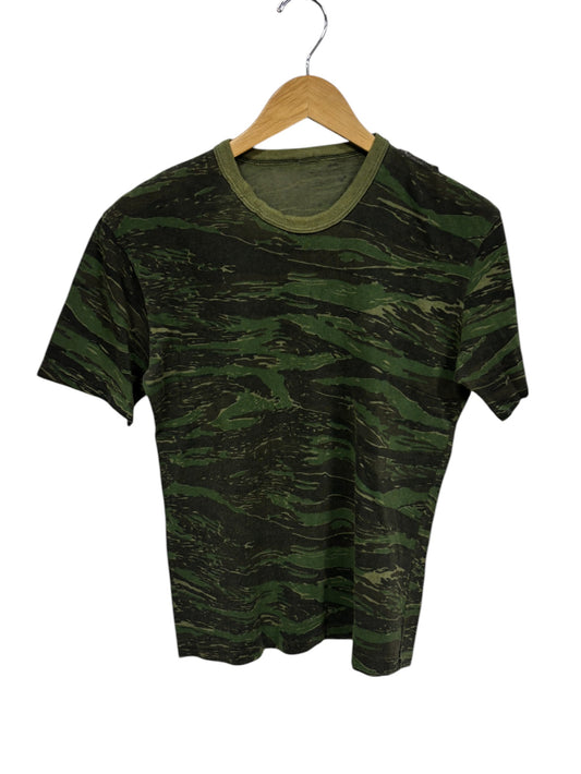 Vintage 90's Army Camo Paper Thin Single Stitch Tee Size Small