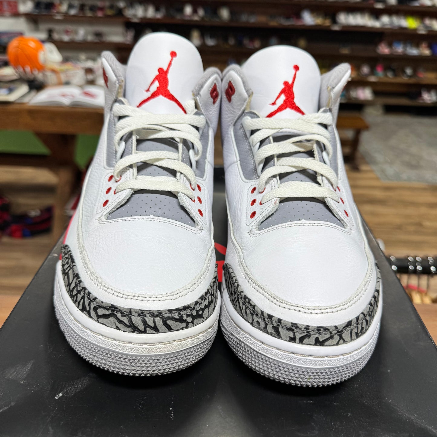 Jordan 3 'Fire Red' Size 13